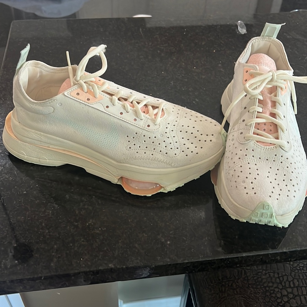Nike Air Zoom size 9